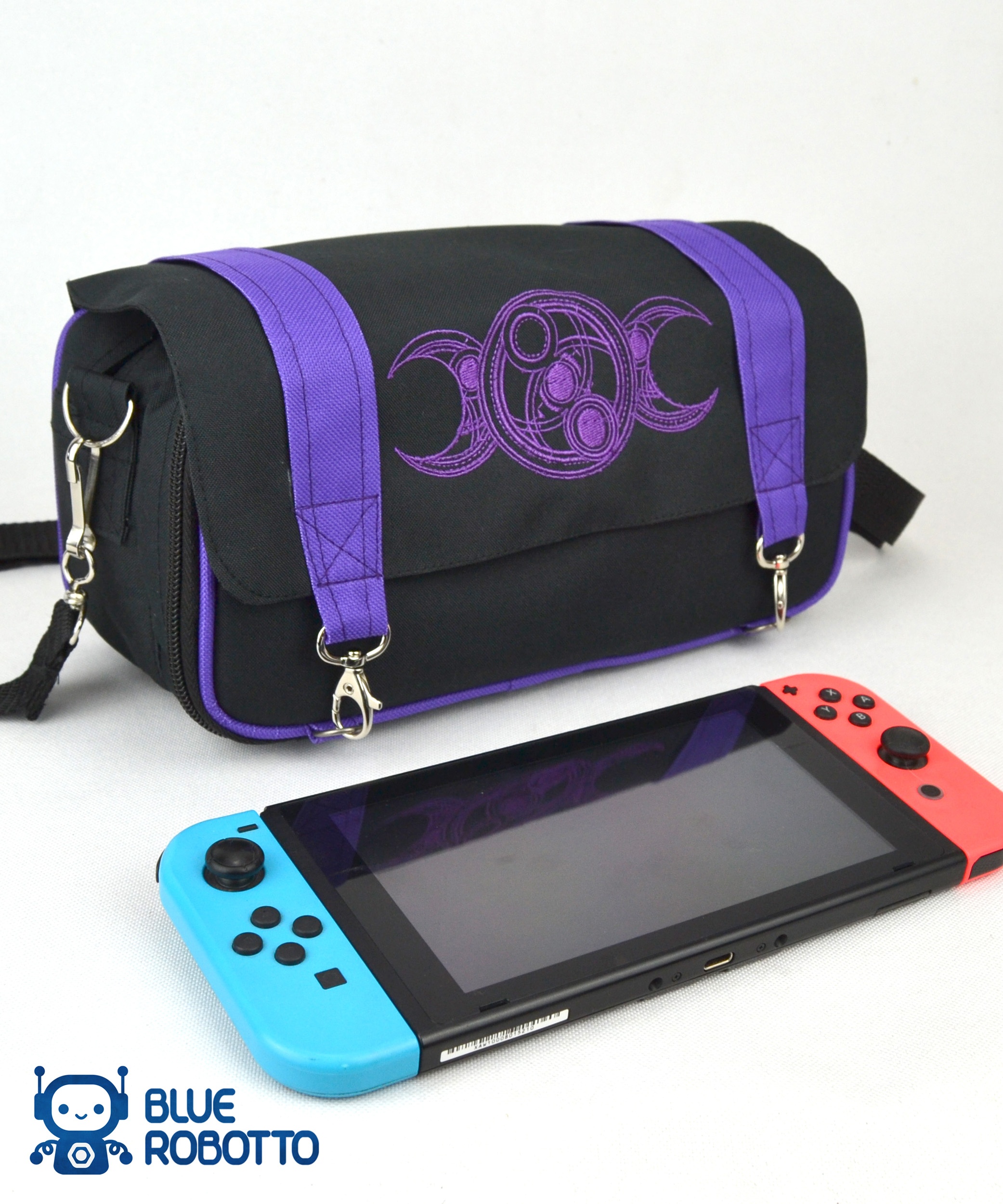 Bayonetta 3- Nintendo Switch and accessories bag – Blue Robotto