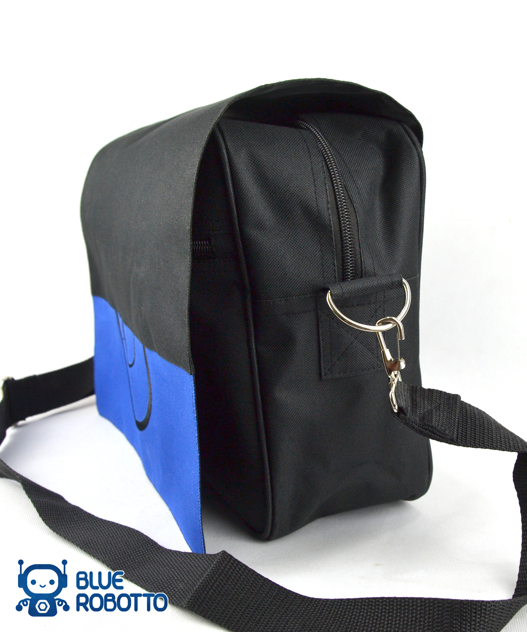 X & Y Trainer messenger bag - Image 7