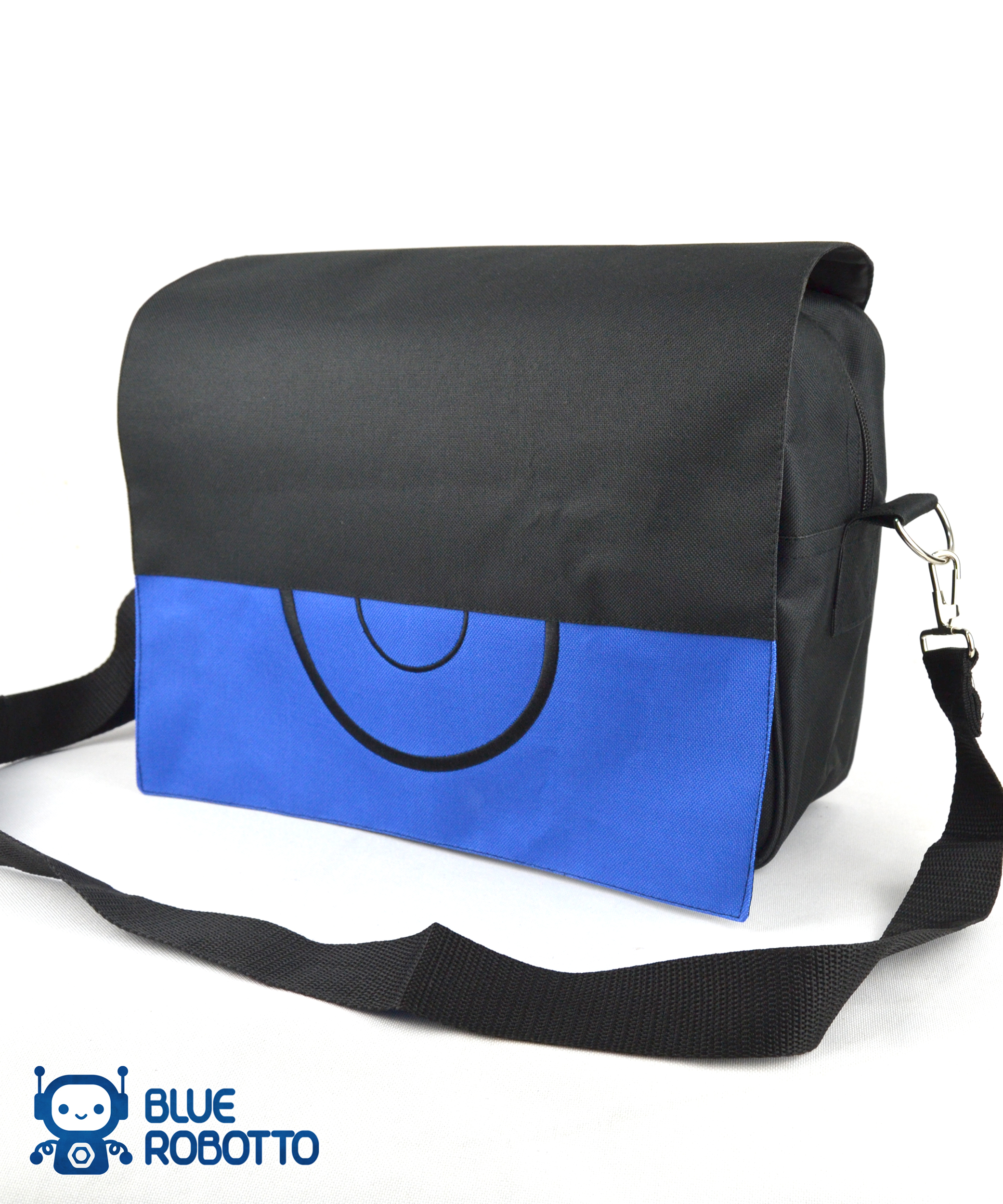 X & Y Trainer messenger bag